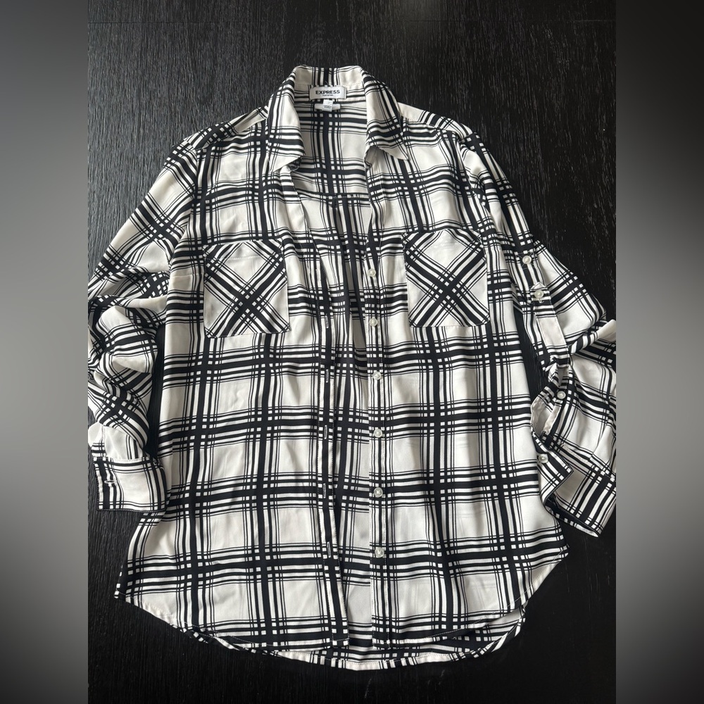 Express Black and White Plaid Women's Button Down Shirt